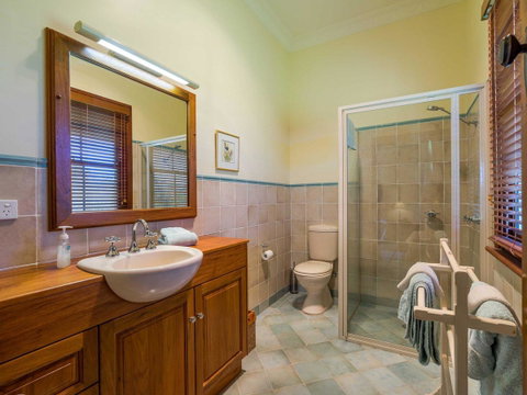 Roscrea Homestead Premier Homestead Accommodation - Winery Find 1