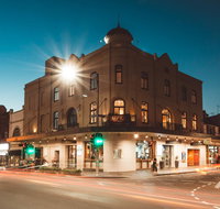 Crown Hotel Surry Hills - Winery Find