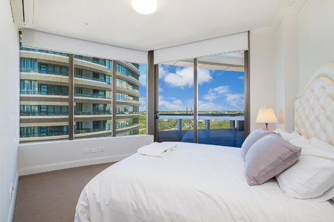 Australian Tower Stay - Winery Find 5