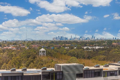Australian Tower Stay - Winery Find 11