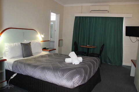 Hume Inn Motel Albury CBD - Winery Find 13