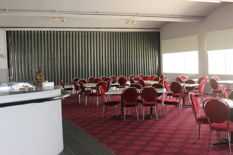 Hume Inn Motel Albury CBD - Winery Find 12