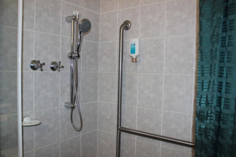 Hume Inn Motel Albury CBD - Winery Find 16