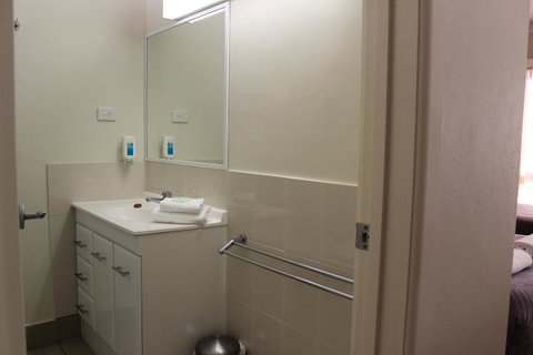 Hume Inn Motel Albury CBD - Winery Find 4