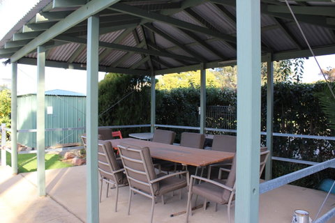 Hume Inn Motel Albury CBD - Winery Find 1