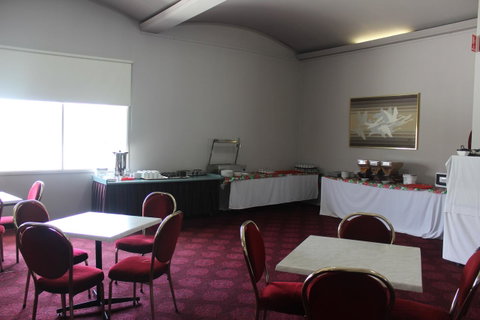 Hume Inn Motel Albury CBD - Winery Find 10