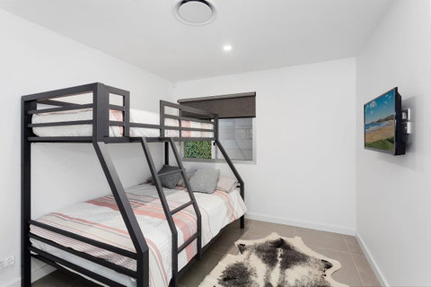Modern Guest House - Winery Find 0