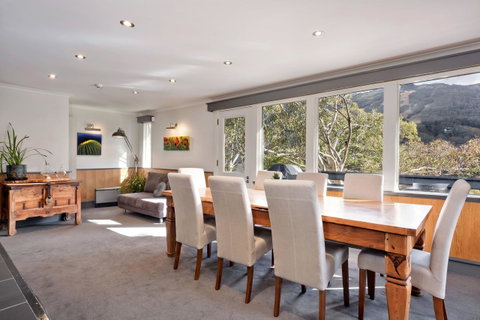 Pure Chalet Thredbo - Winery Find 18