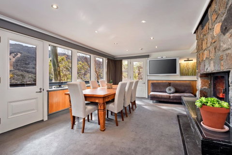 Pure Chalet Thredbo - Winery Find 16