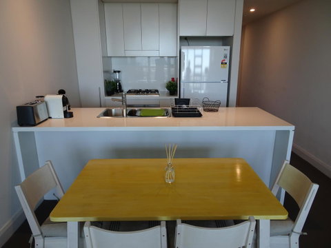 Sydney Olympic Park Apartment - Winery Find 0