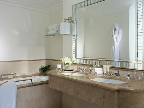The Langham Sydney - Winery Find 21
