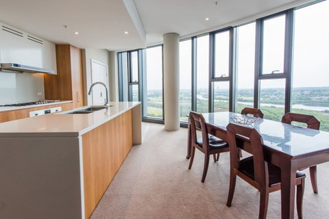 180Â° Water View Three Bedroom (wooden Furniture) - Winery Find 10