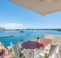 Panoramic harbour views and unbeatable comfort - Winery Find