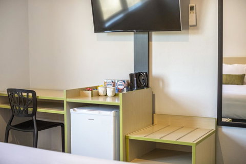 Nightcap At Hume Hotel - Winery Find 7