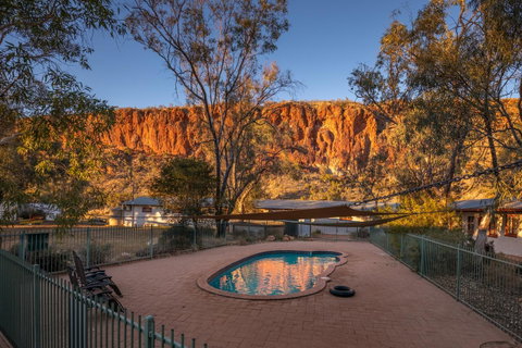 Glen Helen Lodge - Winery Find 17