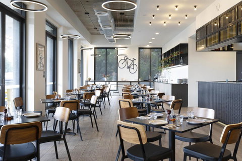 Mantra MacArthur Hotel - Winery Find 39