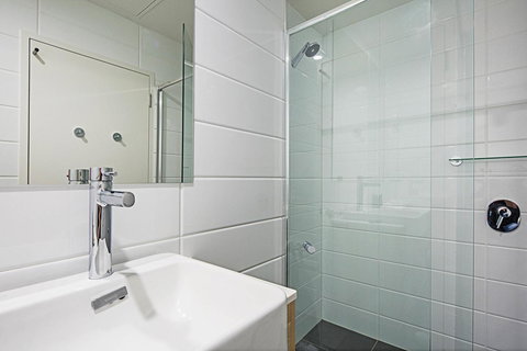 Mantra MacArthur Hotel - Winery Find 19