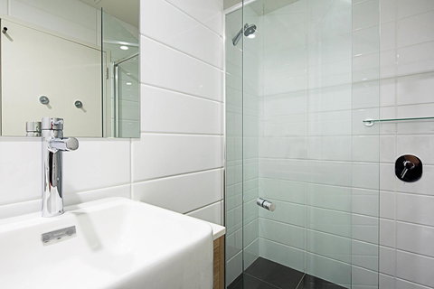 Mantra MacArthur Hotel - Winery Find 18