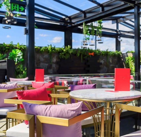 Canberra Rex Hotel - Winery Find 4