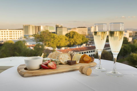 Novotel Canberra - Winery Find 39
