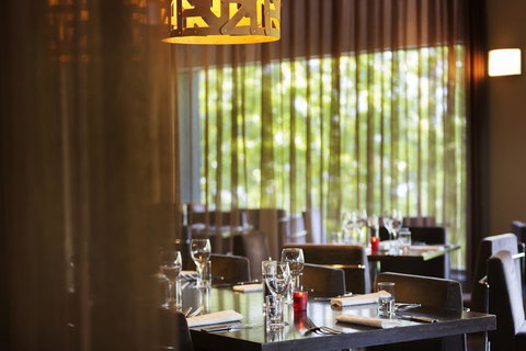 Novotel Canberra - Winery Find 43