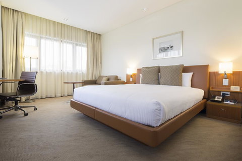 Novotel Canberra - Winery Find 24
