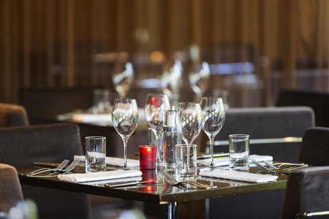 Novotel Canberra - Winery Find 44