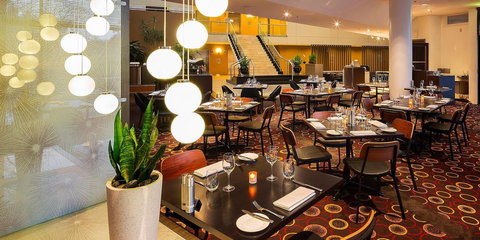 Crowne Plaza Canberra, An IHG Hotel - Winery Find 3