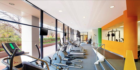 Crowne Plaza Canberra, An IHG Hotel - Winery Find 6
