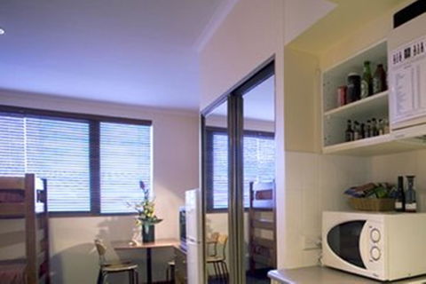 Madison Capital Executive Apartments - Winery Find 3