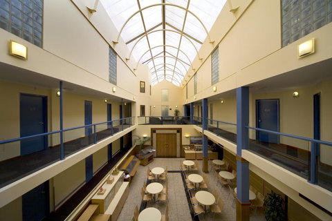 Madison Capital Executive Apartments - Winery Find 2