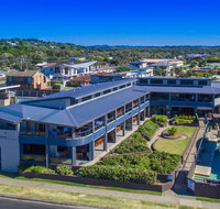 Lennox Holiday Apartments - Winery Find