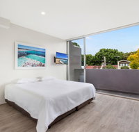 Bondi Beach Studio King Suite  Balcony - Winery Find