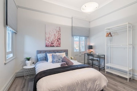 Boutique Private Rm Situated In The Heart Of Burwood2 - Winery Find 0