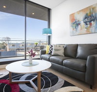Boutique Stays - Hampton Hub - Winery Find
