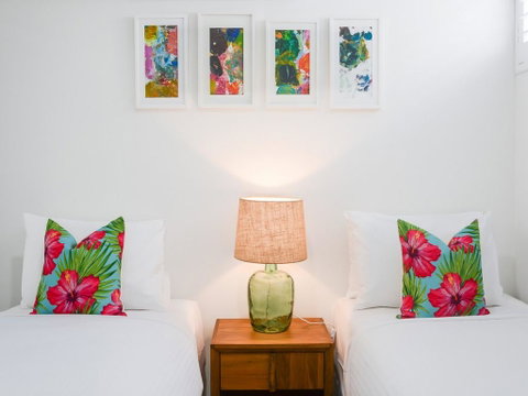 Boutique Stays - Hampton Lookout - Winery Find 3
