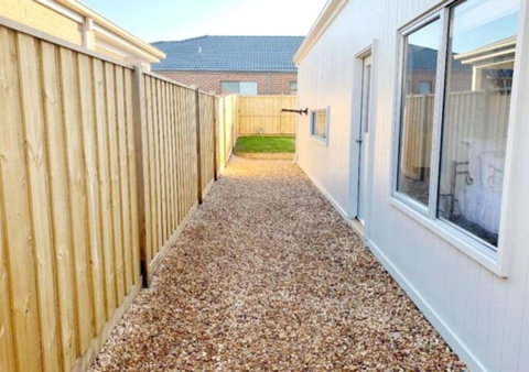 Brand New Home, 10 Mins To Beach, Torquay, Geelong, Deakin, Hospitals - Winery Find 1