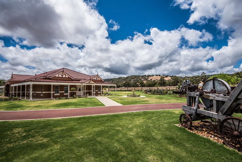 Braybrook Boutique BnB - Winery Find 0