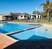 Broadwater Beach Cottage with WiFi - Winery Find