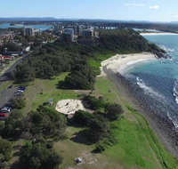 Bubsys Beach House at Pebbly - Winery Find