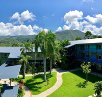 Cairns Adventure Lodge - includes All Meals served in the Dining Hall - Winery Find