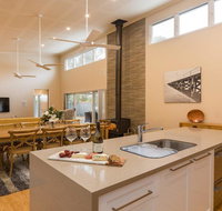 Callala Breeze - access to indoor community pool - Winery Find