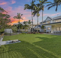 CANAL HOME NEAR MOOLOOLABA - Winery Find