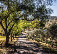 Capers Guesthouse Barn and Cottage - Winery Find