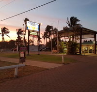 Carnarvon Gateway Motel - Winery Find