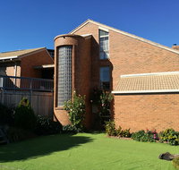 Castle stay at lakes entrance - Winery Find