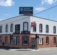 Centennial Inn on Bathurst - Winery Find