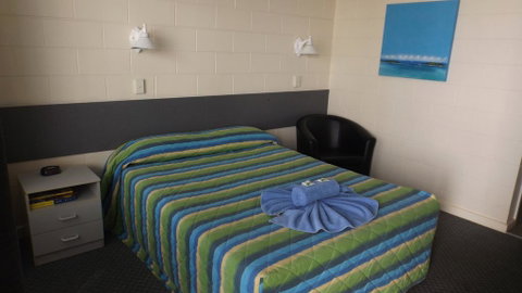 Central Point Motel - Winery Find 2