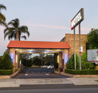 Centrepoint Midcity Motor Inn - Winery Find