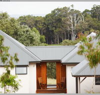 Chandeliers on Abbey - Winery Find